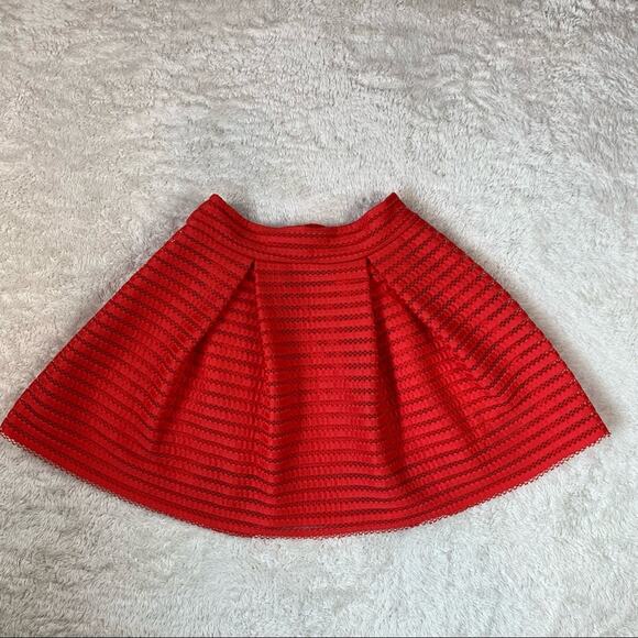 Express striped mesh overlay fit and flare skirt, size 2 - Picture 1 of 7